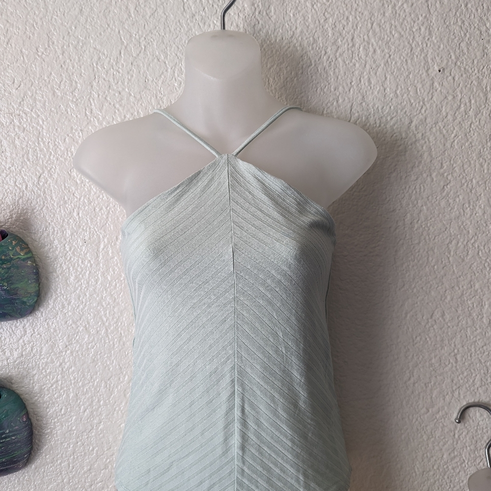 Size small top